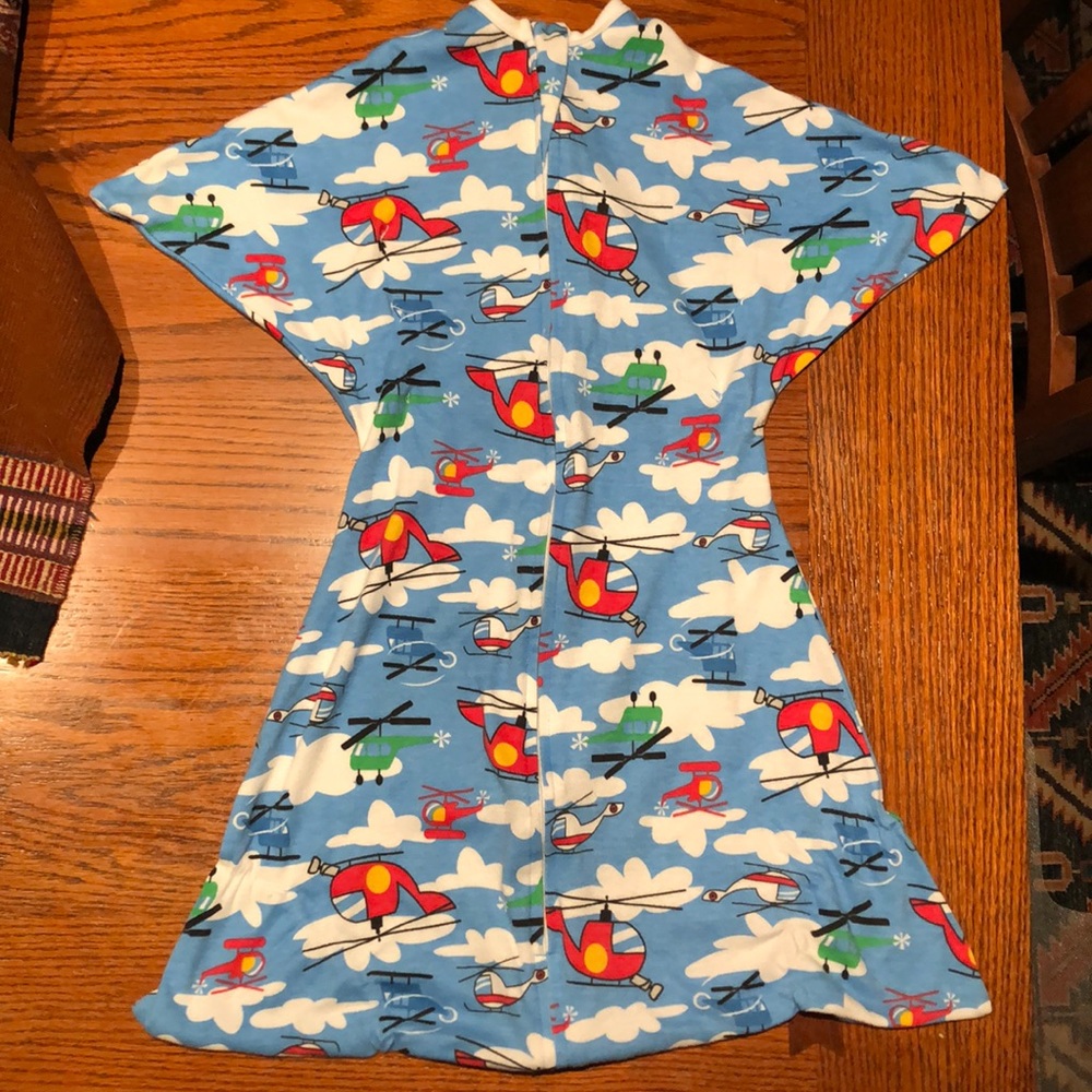 Zipadee Zip swaddle transition sack EUC